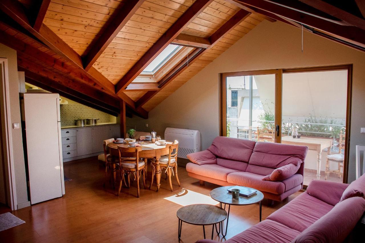 Country Style Attic In The Heart Of Preveza Lägenhet Exteriör bild