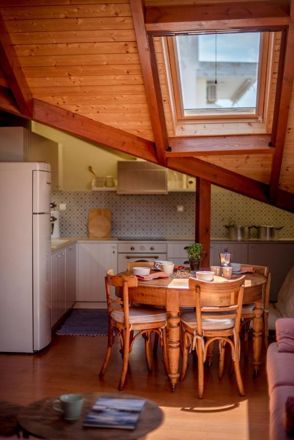 Country Style Attic In The Heart Of Preveza Lägenhet Exteriör bild